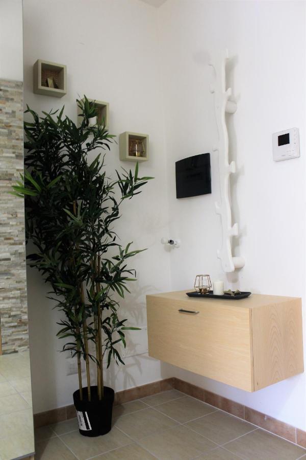 Casa Angelina Deluxe Suite Lecce Bagian luar foto